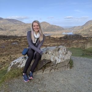 Meet your Posher, Nora